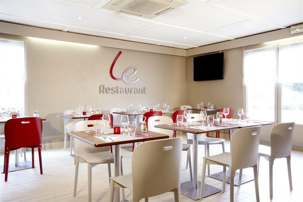 Campanile Lyon Dardilly Porte De Lyon Restoran foto